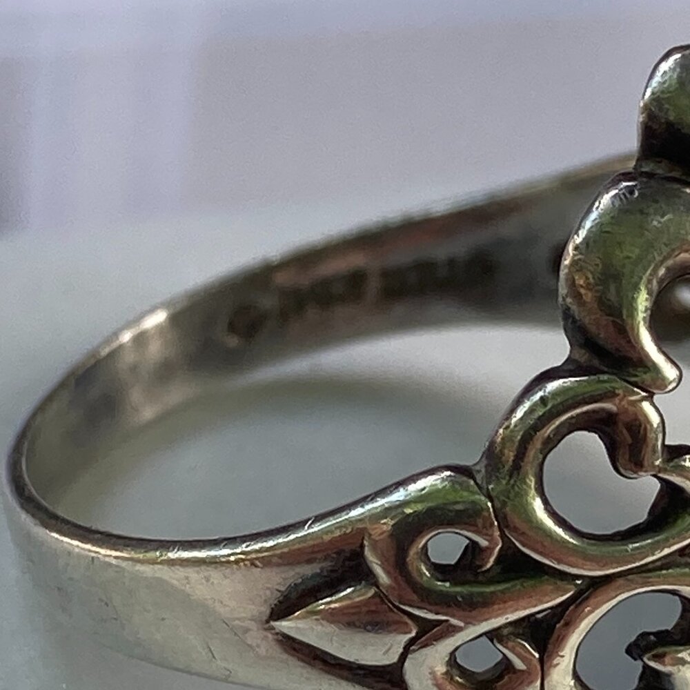 Pretty Kabana onyx gem in filigreed sterling silver bezel setting - Picture 7 of 9